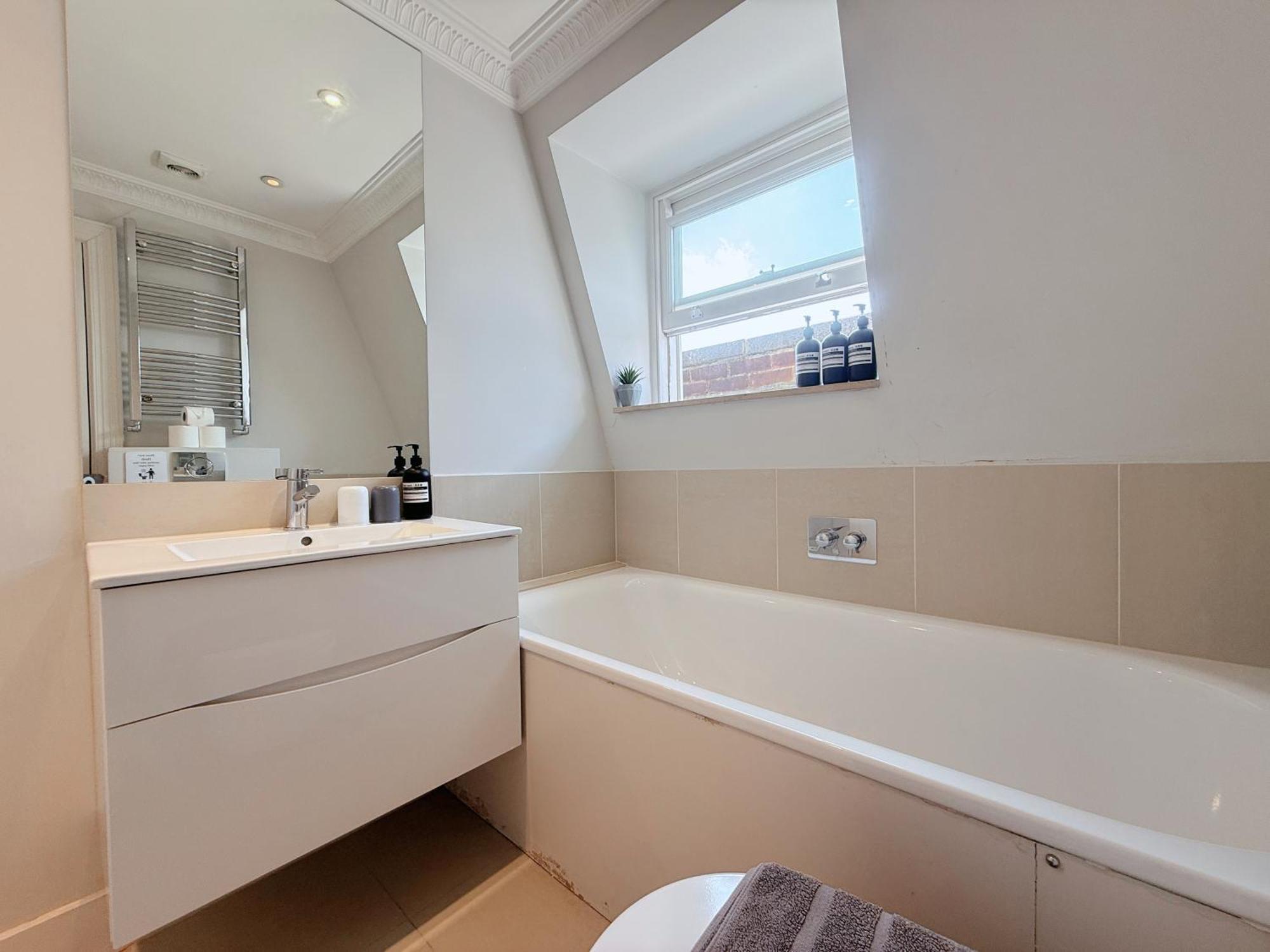 Spacious And Cosy 3Brs 5F House In Heart Of לונדון מראה חיצוני תמונה
